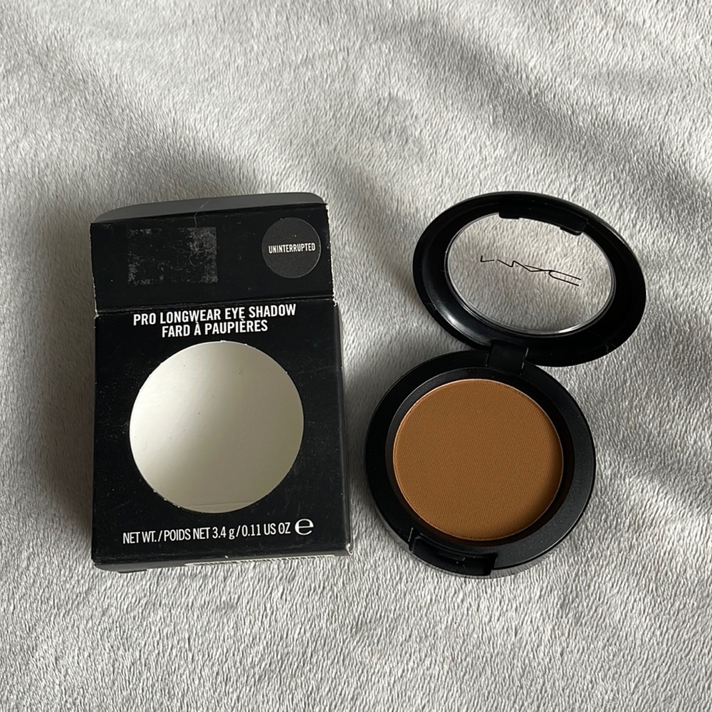 MAC Uninterrupted Pro Longwear Eye Shadow